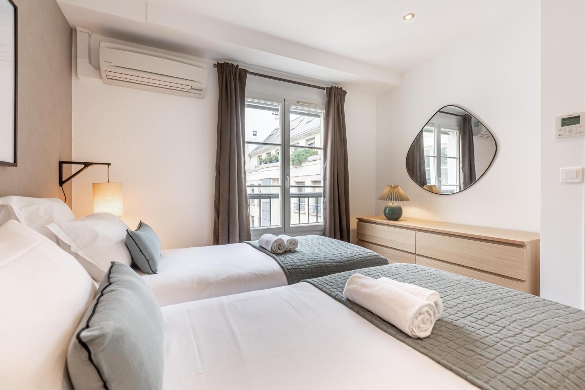 Sweett - Pavillon Opera Apartment Париж Стая снимка